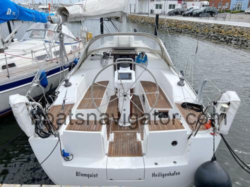 Hanse 320 specs and reviews